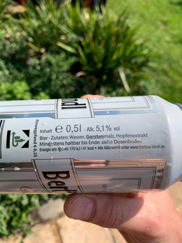 Berliner Kindl versée dans un verre adapté de 50cl